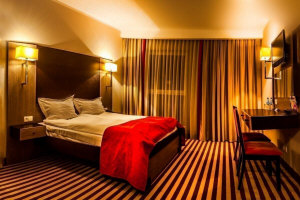 POZNANSKI гатэлі ў Польшчы Познані апартаменты рэстаран мерапрыемствы