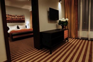 POZNANSKI гатэлі ў Польшчы Познані апартаменты рэстаран мерапрыемствы